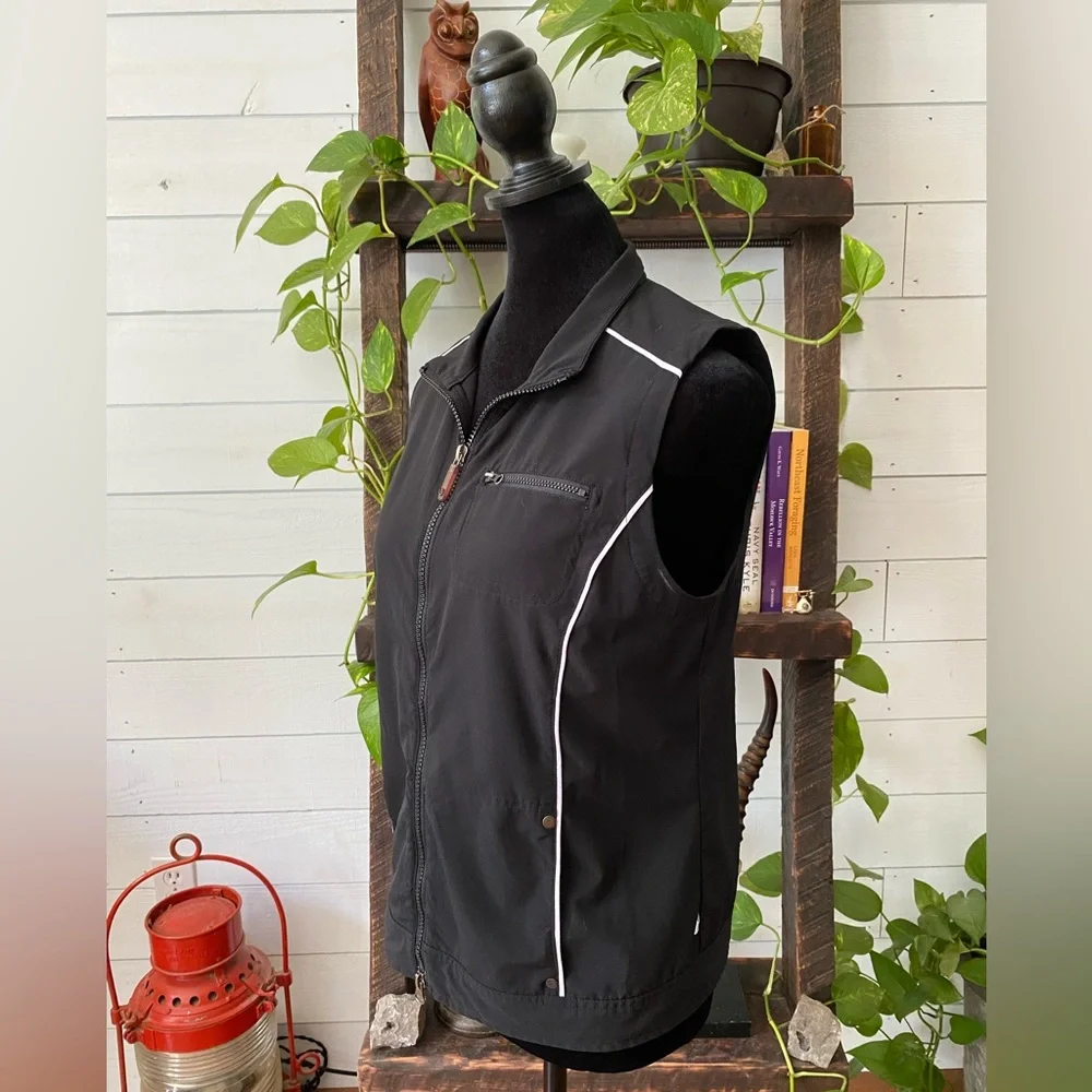 Zenergy by Chico’s: Black Vest